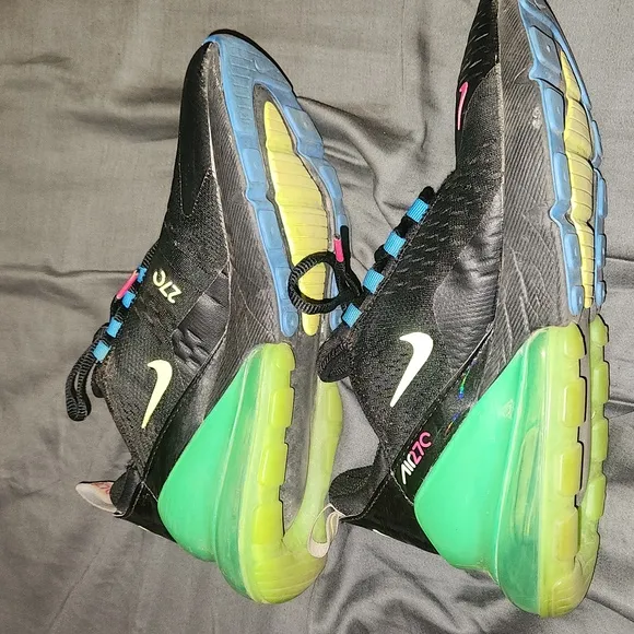 Nike Air 270 Tennis Shoes US 7 Youth