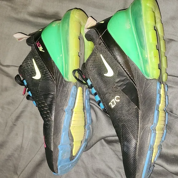 Nike Air 270 Tennis Shoes US 7 Youth