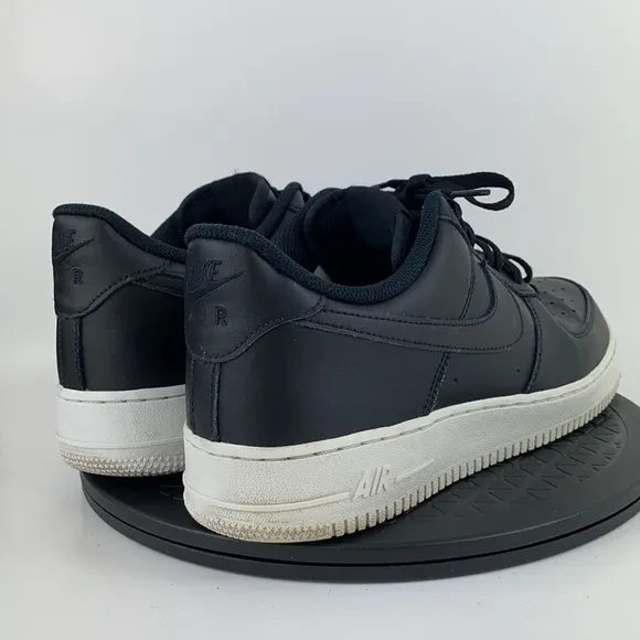 Nike Air Force 1 '07 Low Black/White Athletic Shoes AA4083-015 Men's Size 11.5