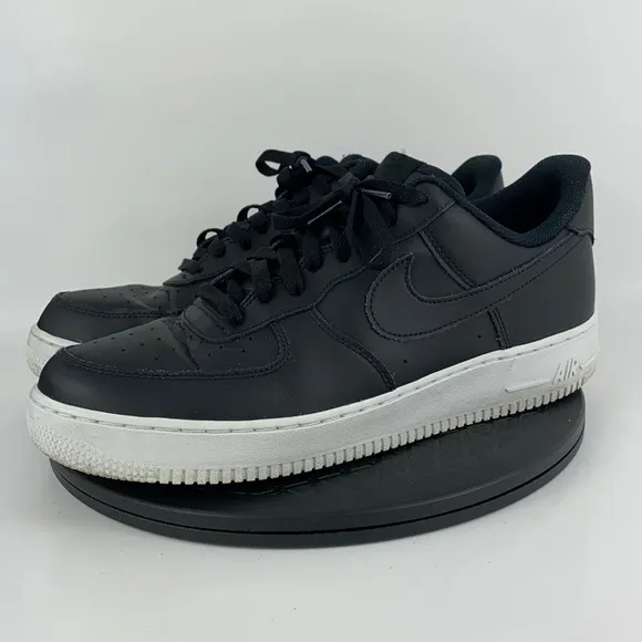 Nike Air Force 1 '07 Low Black/White Athletic Shoes AA4083-015 Men's Size 11.5