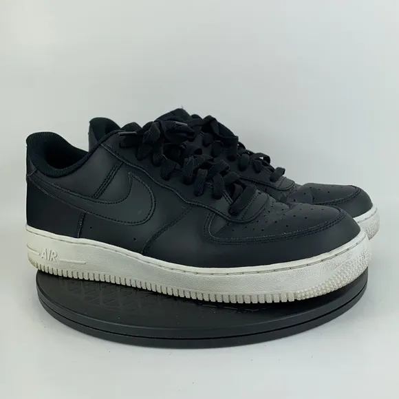 Nike Air Force 1 '07 Low Black/White Athletic Shoes AA4083-015 Men's Size 11.5