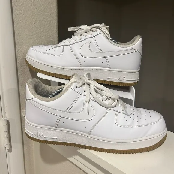 Nike Air Force 1 '07 Low White Gum Mens Size 11.5 Athletic Shoes Sneakers