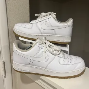 Nike Air Force 1 '07 Low White Gum Mens Size 11.5 Athletic Shoes Sneakers
