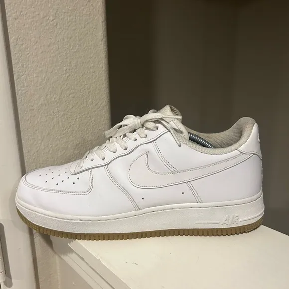 Nike Air Force 1 '07 Low White Gum Mens Size 11.5 Athletic Shoes Sneakers