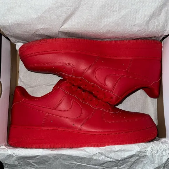 Nike Air Force 1 Low Triple Red. Sz.13M. Original box.