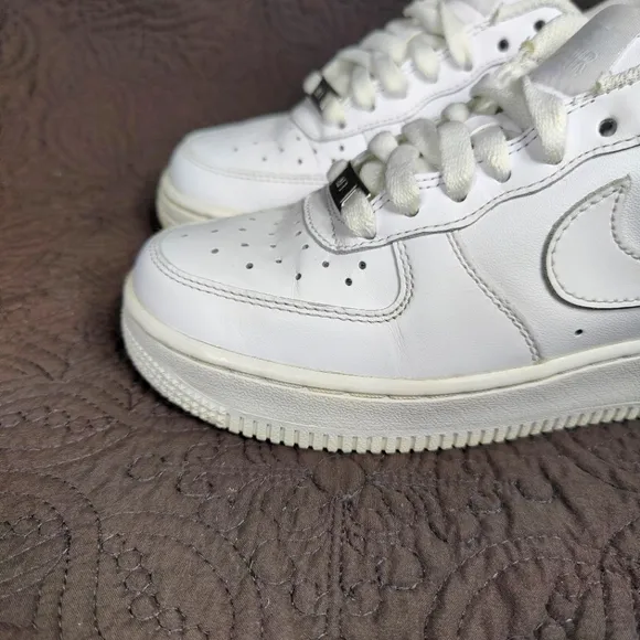 Nike Air Force 1 Low Triple White Leather Sneakers Youth Shoes Size 5