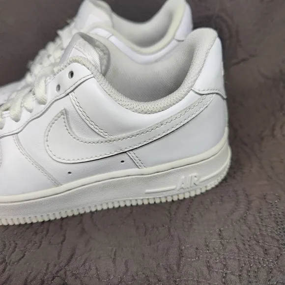 Nike Air Force 1 Low Triple White Leather Sneakers Youth Shoes Size 5