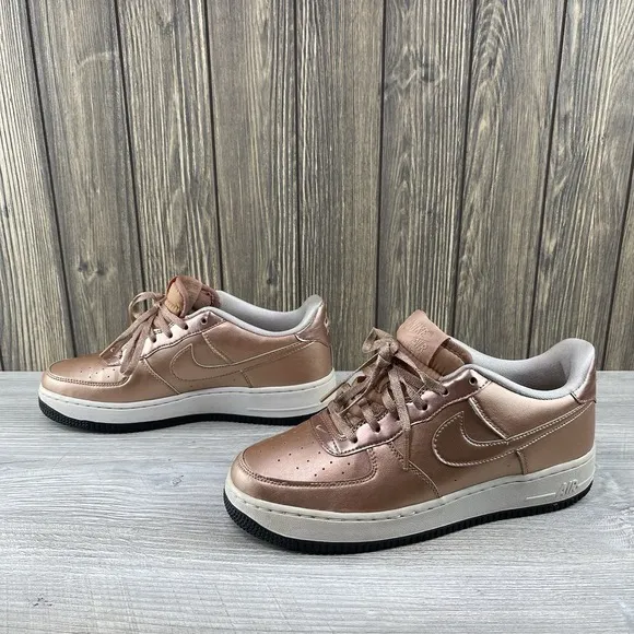 Nike Air Force 1 SE Low Metallic Bronze Shoes Sneakers Youth Size: 7Y