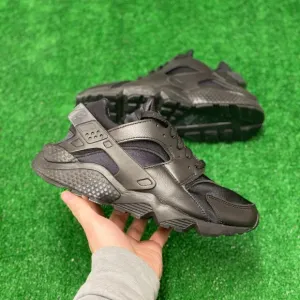Nike Air Huarache Low Mens Running Sneaker Shoes Black DD1068-002 VNDS Size 8