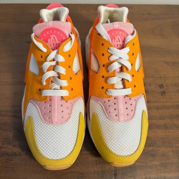 Nike Air Huarache Sneakers Shoes Summit White/Hyper Pink DX2674-100 Women 6.5