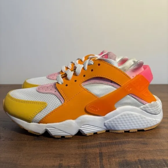 Nike Air Huarache Sneakers Shoes Summit White/Hyper Pink DX2674-100 Women 6.5