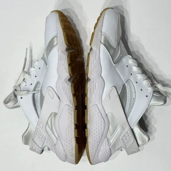 Nike Air Huarache Sneakers Shoes Triple White Gum Soles DR9883-100 Men’s Size 10