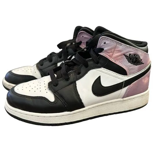 Nike Air Jordan 1 Black &amp; White Mid Lace Up Athletic Sneaker Shoes Size 6.5