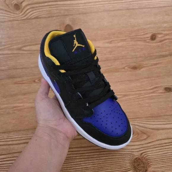 Nike Air Jordan 1 Low 'lakers'