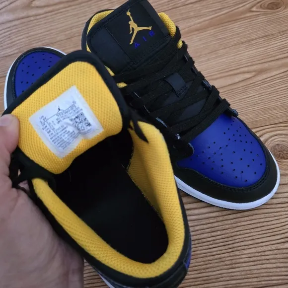 Nike Air Jordan 1 Low 'lakers'