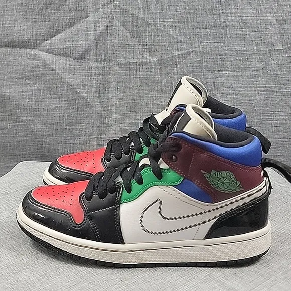 Nike Air Jordan 1 Mid SE Womens SZ 6.5 Red Athletic Shoes Sneakers DB5454-001