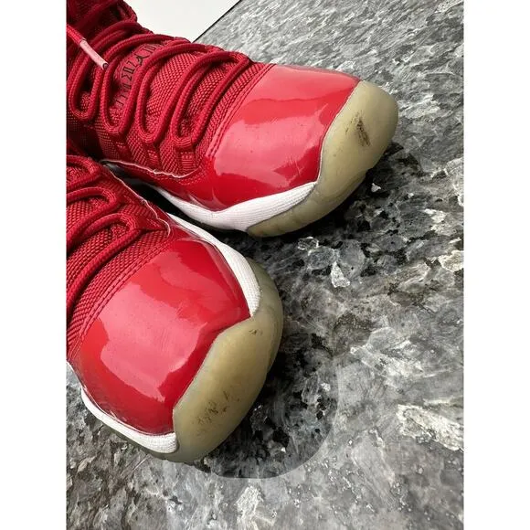 Nike Air Jordan 11 Win Like 96 Boys Size 4Y Athletic Shoes Sneakers 378038-623