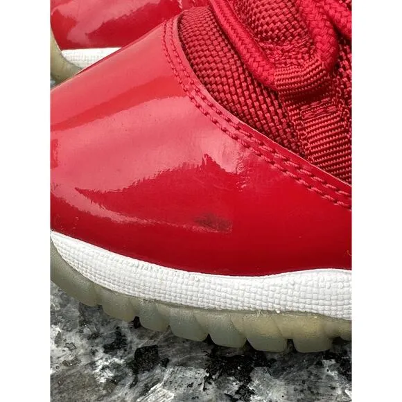 Nike Air Jordan 11 Win Like 96 Boys Size 4Y Athletic Shoes Sneakers 378038-623