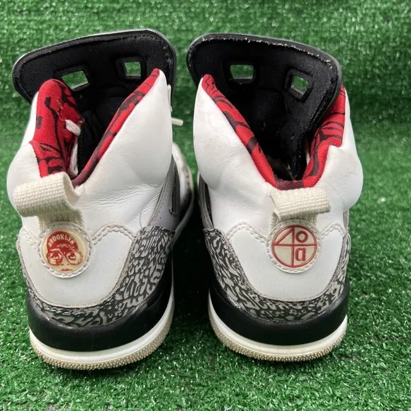 Nike Air Jordan 317321-122 Spizike Athletic Shoes White Black Red Size 4.5Y