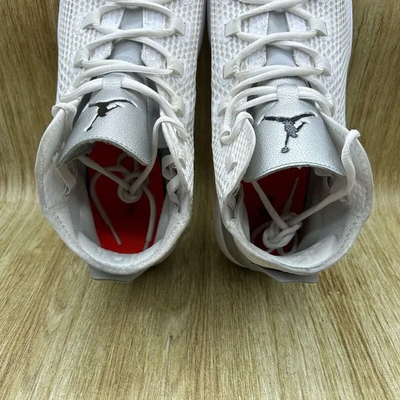 Nike Air Jordan Reveal Men's Size‎ 13 White Basketball Shoes Sneakers 834064-100