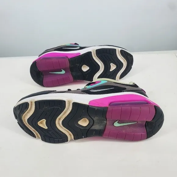 Nike Air Max 200 (GS) Running Shoes 5.5 Youth Sneakers AT5627 004