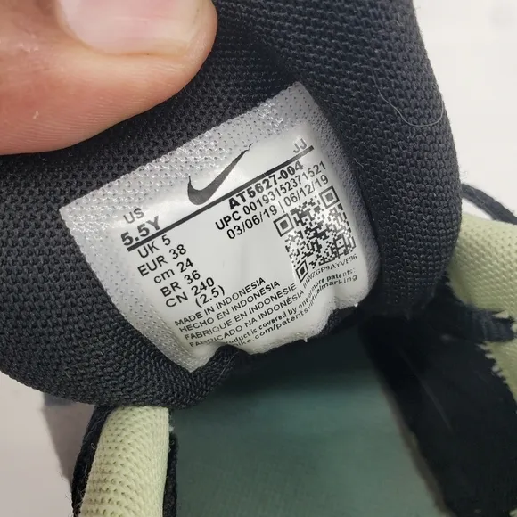 Nike Air Max 200 (GS) Running Shoes 5.5 Youth Sneakers AT5627 004
