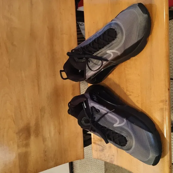 Nike Air Max 2090 running shoes black and gray size 14  BV9977-001