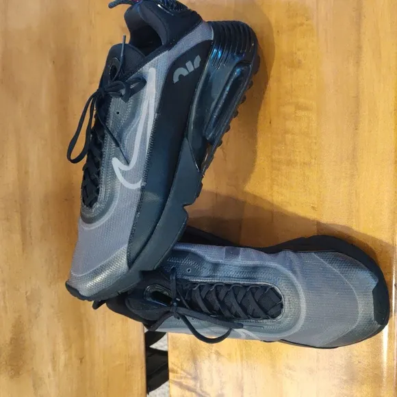 Nike Air Max 2090 running shoes black and gray size 14  BV9977-001