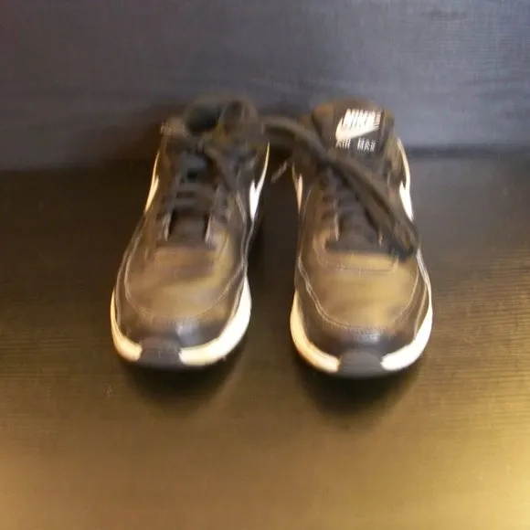 Nike Air Max 90  Shoes Size 6.5Y Sneakers
