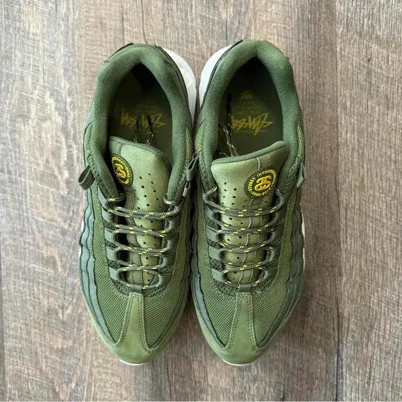 Nike Air Max 95 x Stussy Olive Green