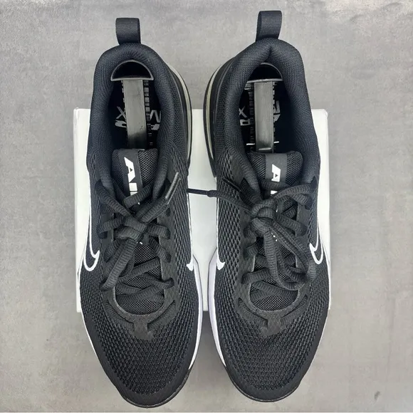 🔥🔥🔥Nike Air Max Alpha Trainer 6 Black White Size: 10.5🔥🔥🔥