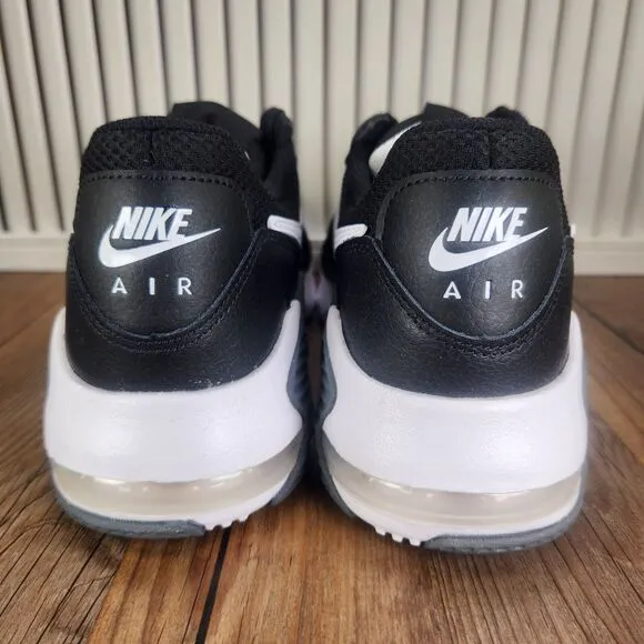 Nike Air Max Excee Mens Sz 10 Black White Athletic Sneakers Shoes CD4165-001