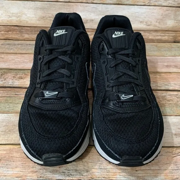 Nike Air Max LTD Athletic Shoes