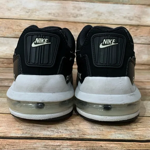 Nike Air Max LTD Athletic Shoes