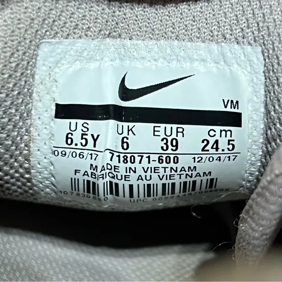 Nike Air Max Plus Athletic Shoes