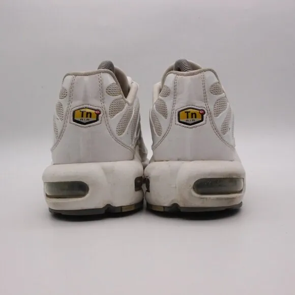 Nike Air Max Plus Men's 8.5 Sneakers Shoes Triple White Athletic 604133-139