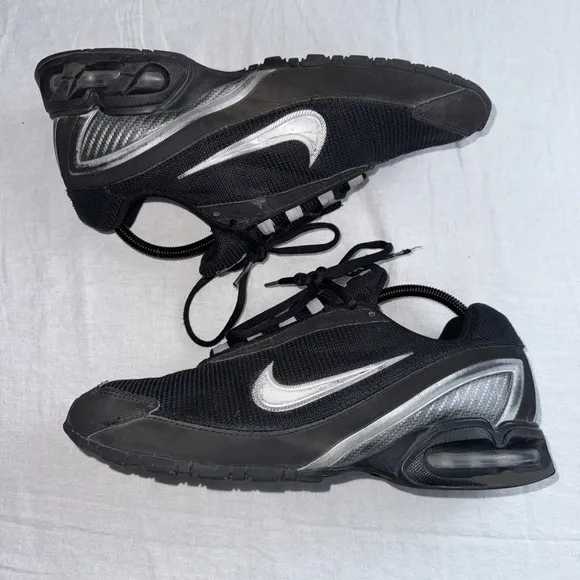 Nike Air Max Torch 3 Plus Mens Size 9.5 Black White Running Shoes 319116-011