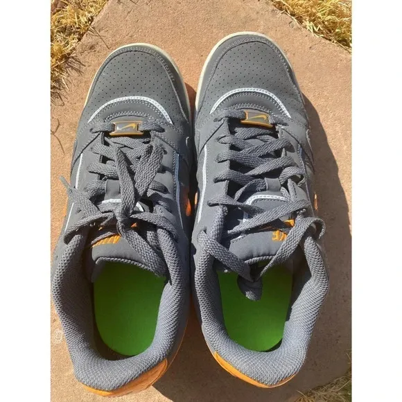Nike Air Sneakers Mens US 8.5 Athletic Basketball Lace-Up Shoes Gray Orange