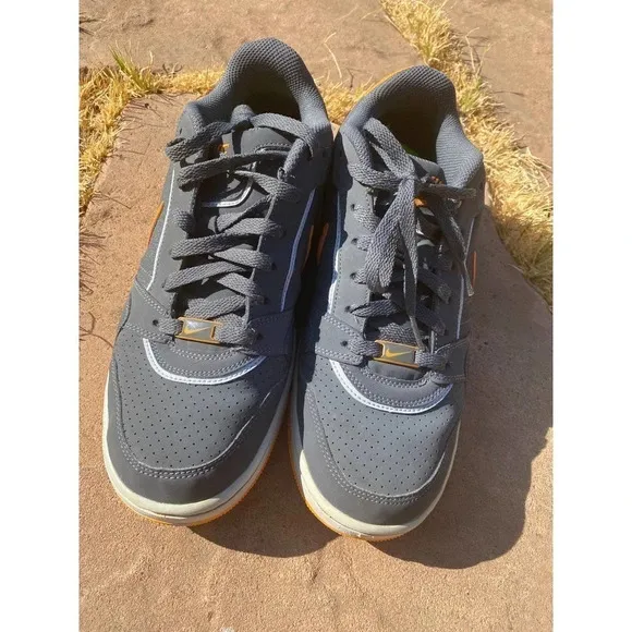 Nike Air Sneakers Mens US 8.5 Athletic Basketball Lace-Up Shoes Gray Orange