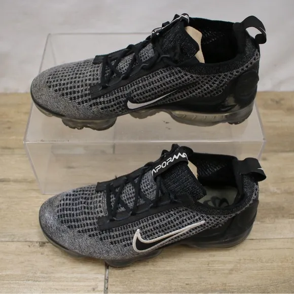 Nike Air VaporMax Flyknit 2021 Youths 6.5 Womens 8 Running Shoes Black White