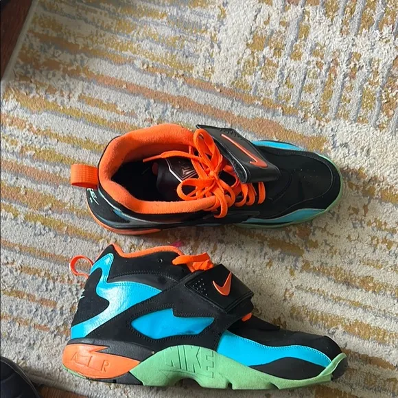 Nike Black and Blue Sneakers with Athletic Silhouette