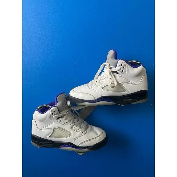 Nike Boys Air Jordan 5 440888-141 White Basketball Shoes Sneakers Size 4Y