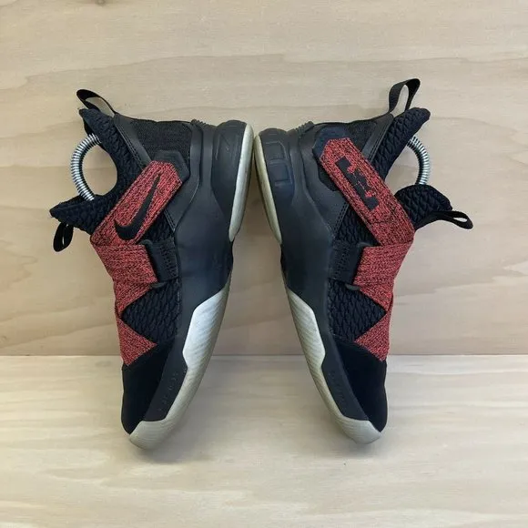 Nike Boys Lebron Soldier XII AA1352-003 Black Basketball Shoes Sneakers Size 5Y