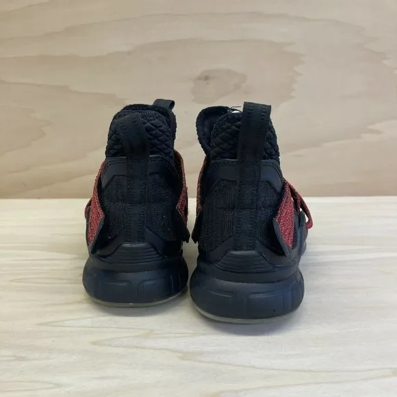 Nike Boys Lebron Soldier XII AA1352-003 Black Basketball Shoes Sneakers Size 5Y