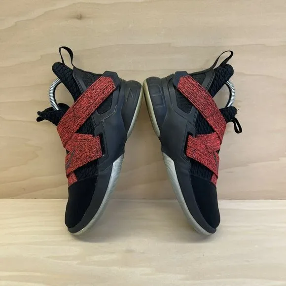Nike Boys Lebron Soldier XII AA1352-003 Black Basketball Shoes Sneakers Size 5Y