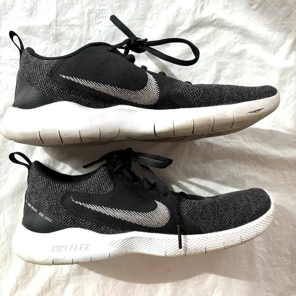 Nike Flex Experience RN 10 Black Running Shoes SZ 9.5 Worn 1X
