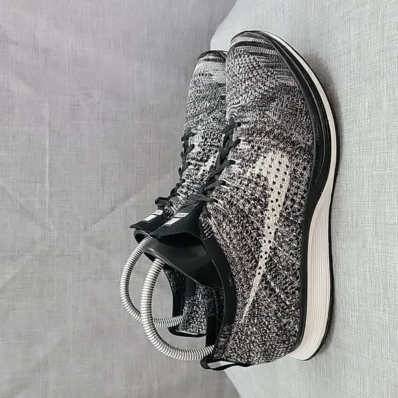 Nike Flyknit Racer oreo 2.0 black white running shoes 526628-012 women's 9
