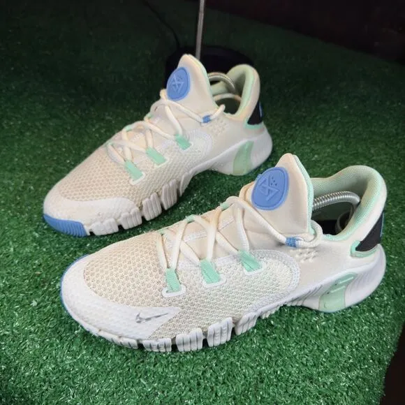 NIKE FREE METCON 4 - Women’s Athletic Shoes - SIZE 7.5
