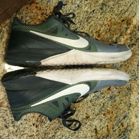 Nike FS Lite TR (807113-007) Gray Green,and White Athletic Shoes Men 10 Trainers