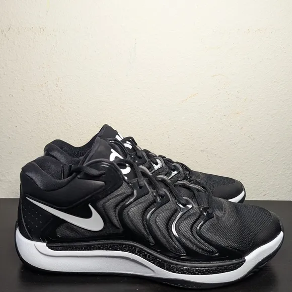 Nike KD 17 TB Black White Athletic Basketball Shoes Size 13 HJ7387-002 Rare New